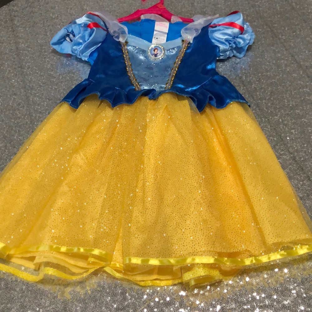 Disney Snow White dress size 4-6
